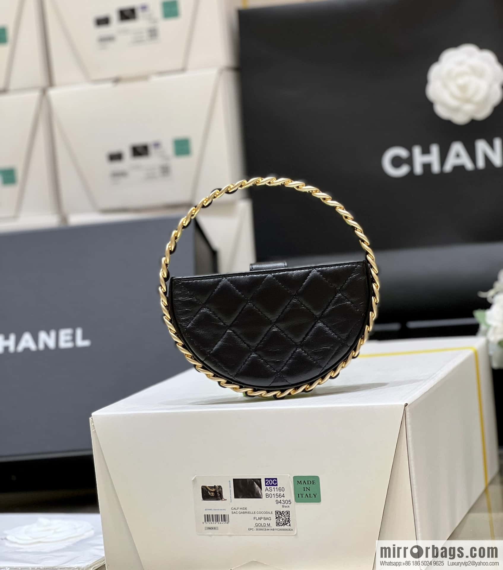CHANEL 23K Camellia Hula Hoop AP3584