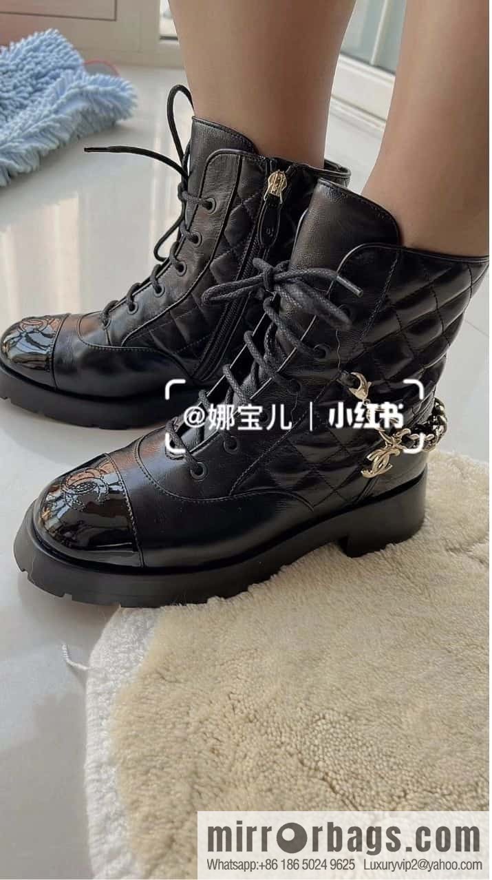 CHANEL Xiaoxiang Autumn and winter rhombus chain Martin boots
