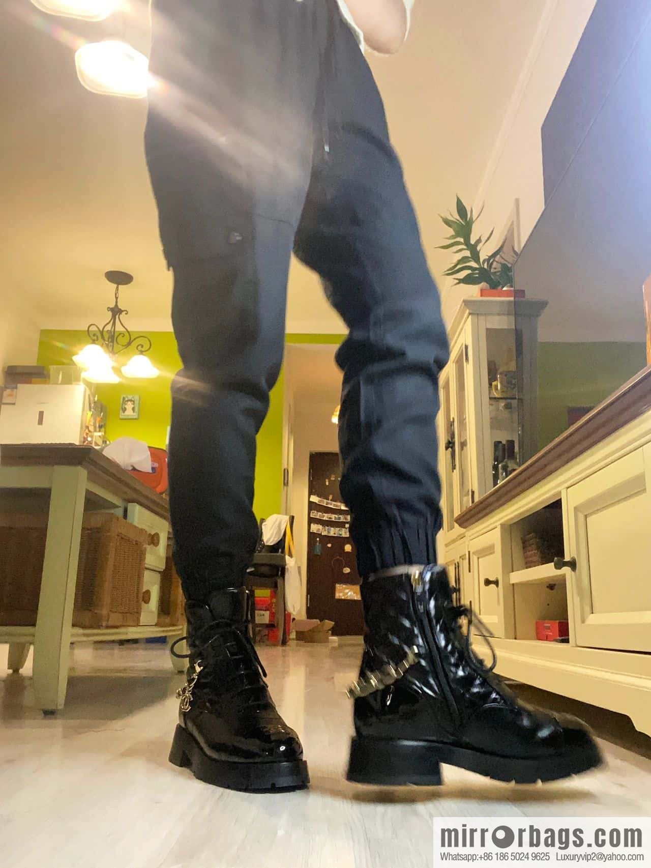 CHANEL Xiaoxiang Autumn and winter rhombus chain Martin boots