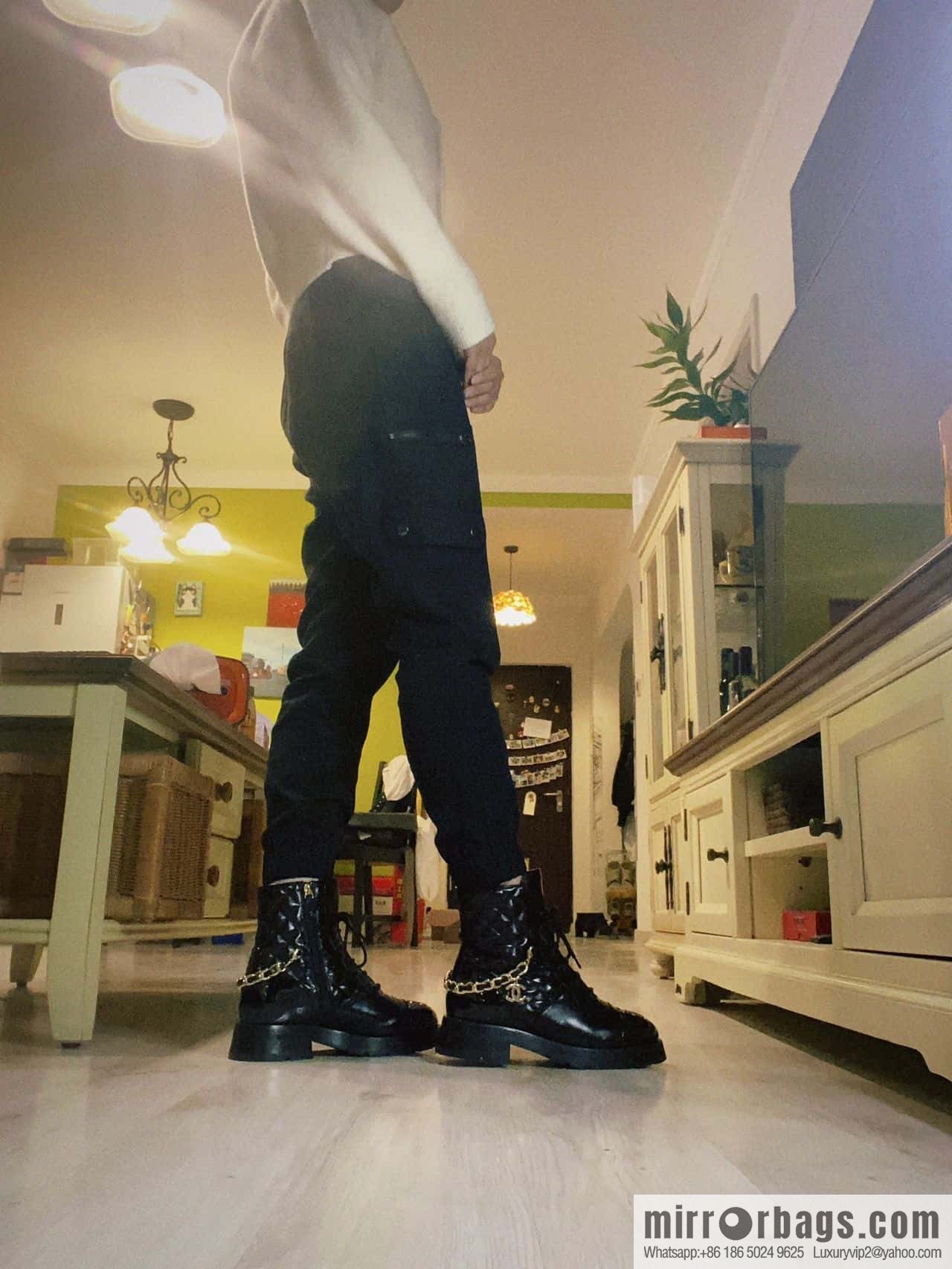 CHANEL Xiaoxiang Autumn and winter rhombus chain Martin boots