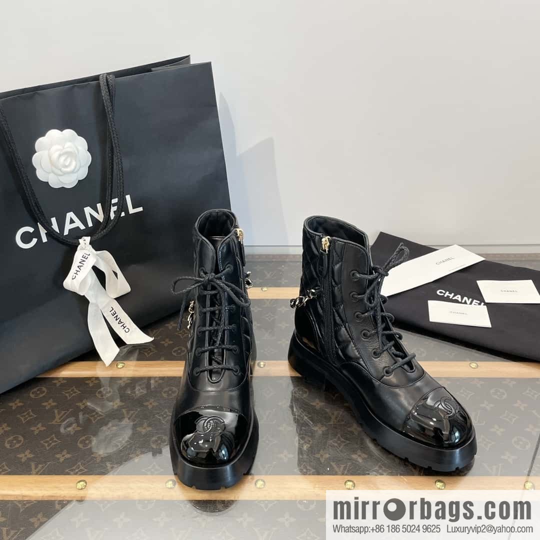 CHANEL Xiaoxiang Autumn and winter rhombus chain Martin boots