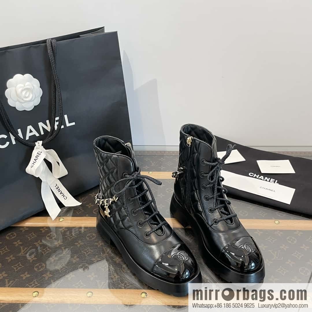 CHANEL Xiaoxiang Autumn and winter rhombus chain Martin boots