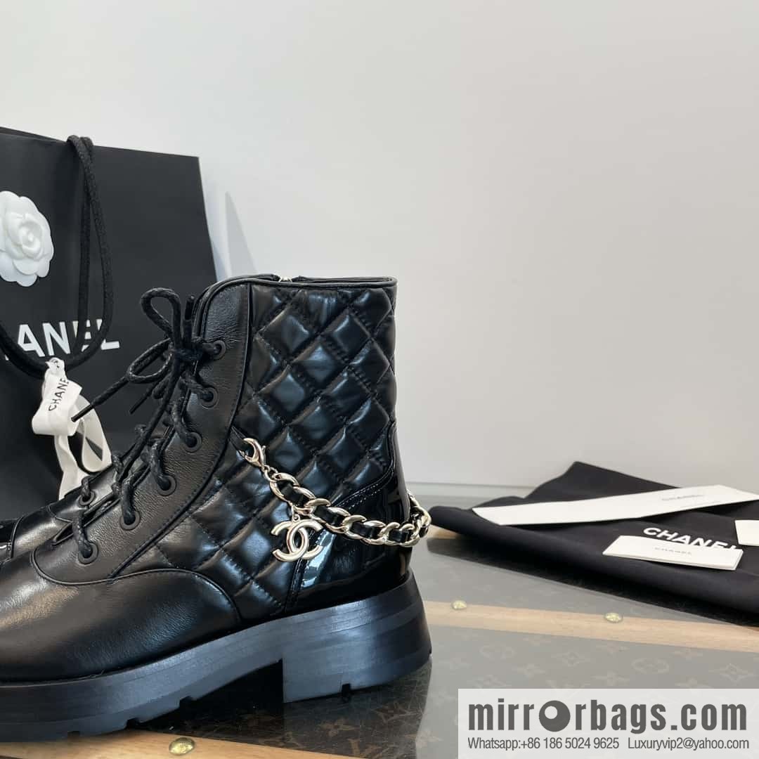 CHANEL Xiaoxiang Autumn and winter rhombus chain Martin boots