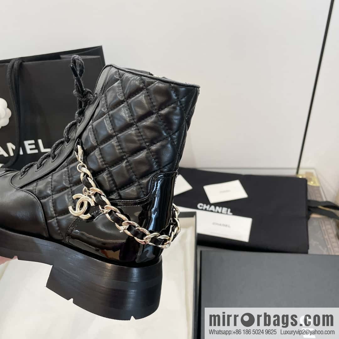 CHANEL Xiaoxiang Autumn and winter rhombus chain Martin boots