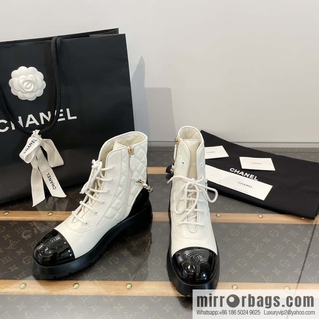 CHANEL Xiaoxiang Autumn and winter rhombus chain Martin boots