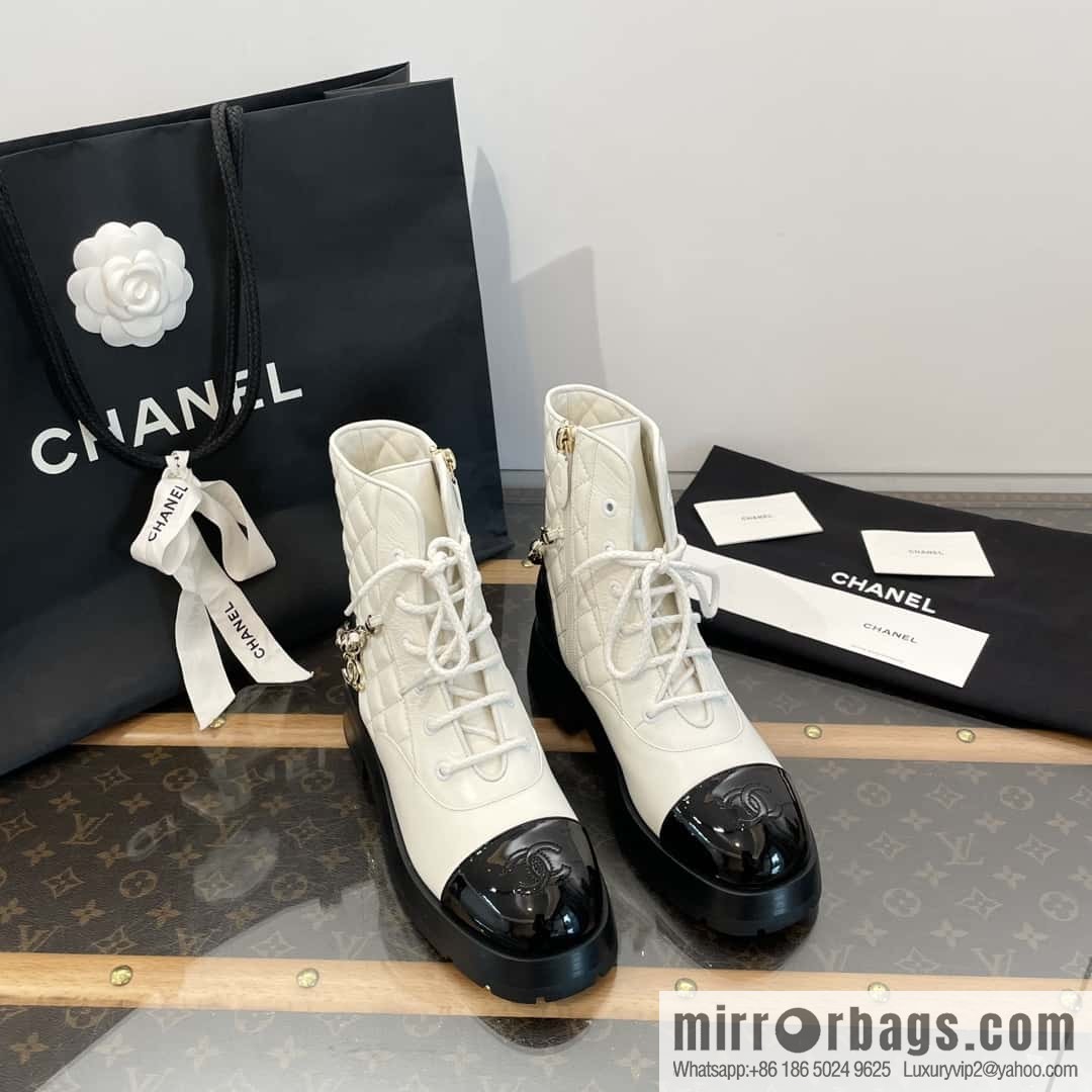 CHANEL Xiaoxiang Autumn and winter rhombus chain Martin boots