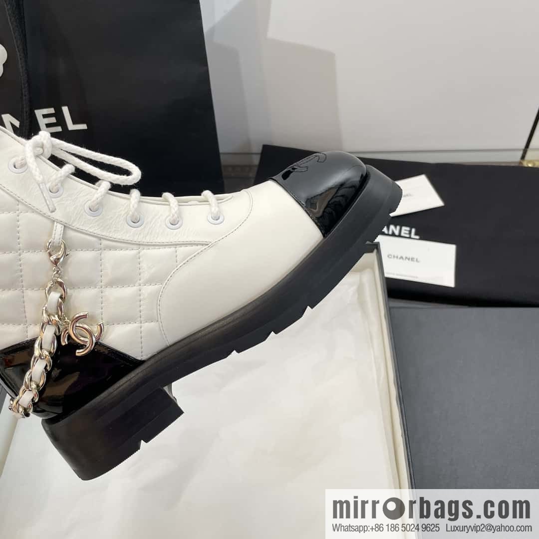 CHANEL Xiaoxiang Autumn and winter rhombus chain Martin boots