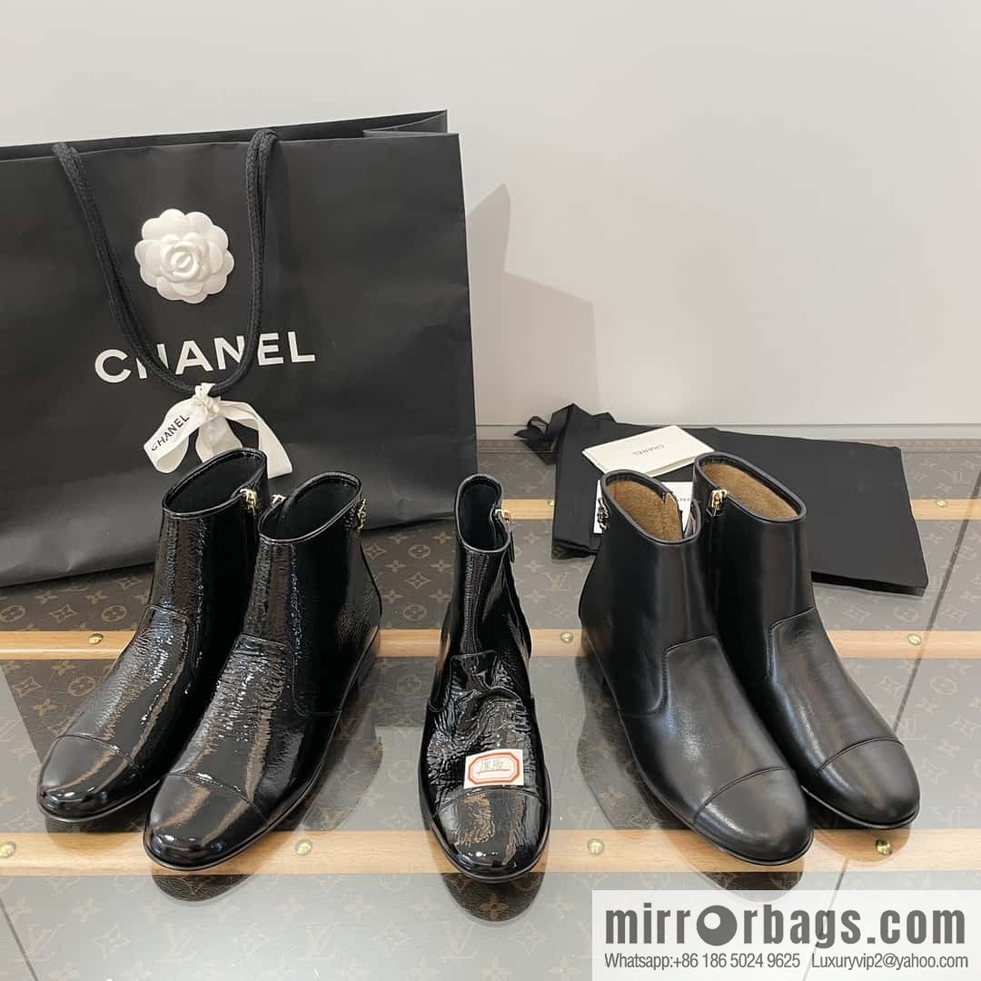 CHANEL Xiaoxiang Chelsea Boots