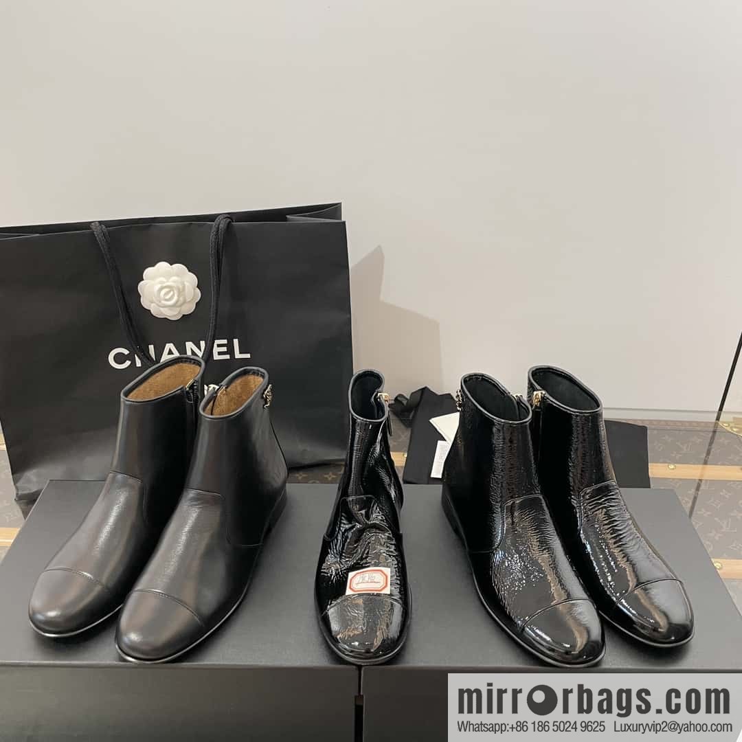 CHANEL Xiaoxiang Chelsea Boots