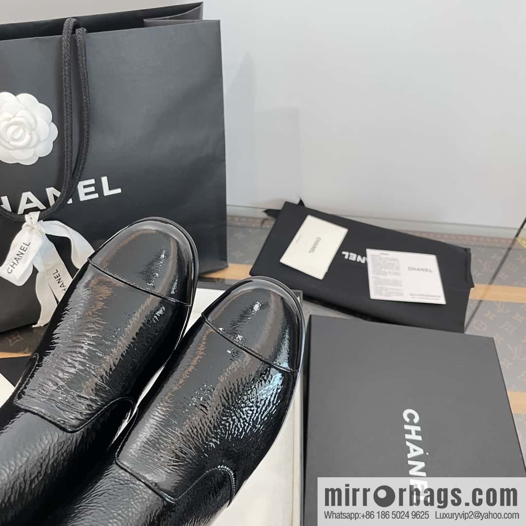 CHANEL Xiaoxiang Chelsea Boots