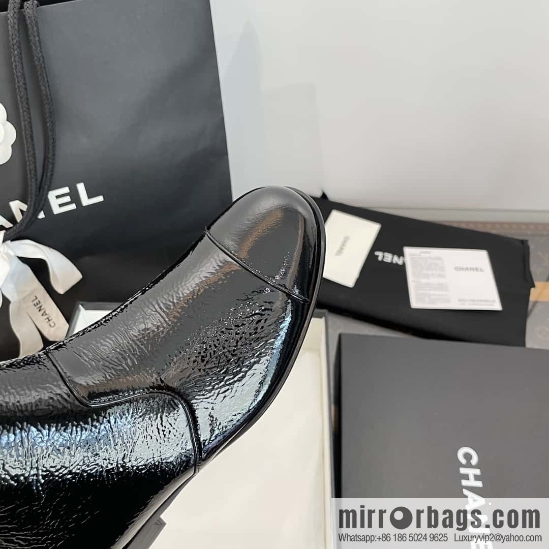 CHANEL Xiaoxiang Chelsea Boots