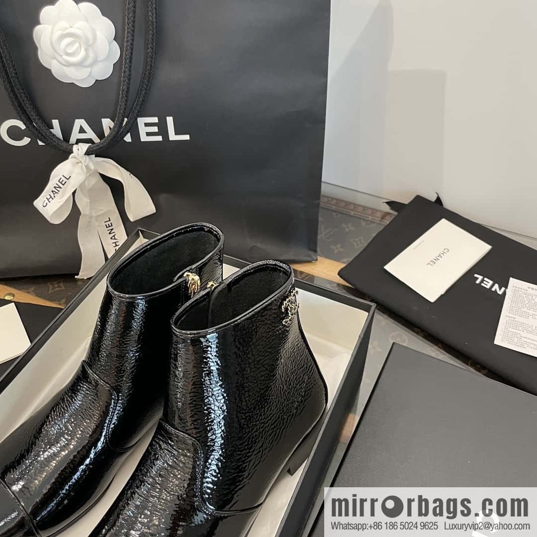 CHANEL Xiaoxiang Chelsea Boots