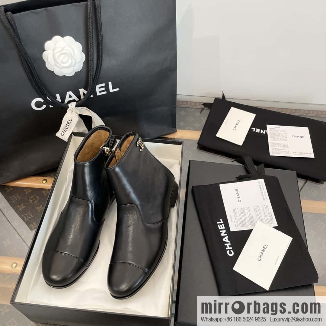 CHANEL Xiaoxiang Chelsea Boots