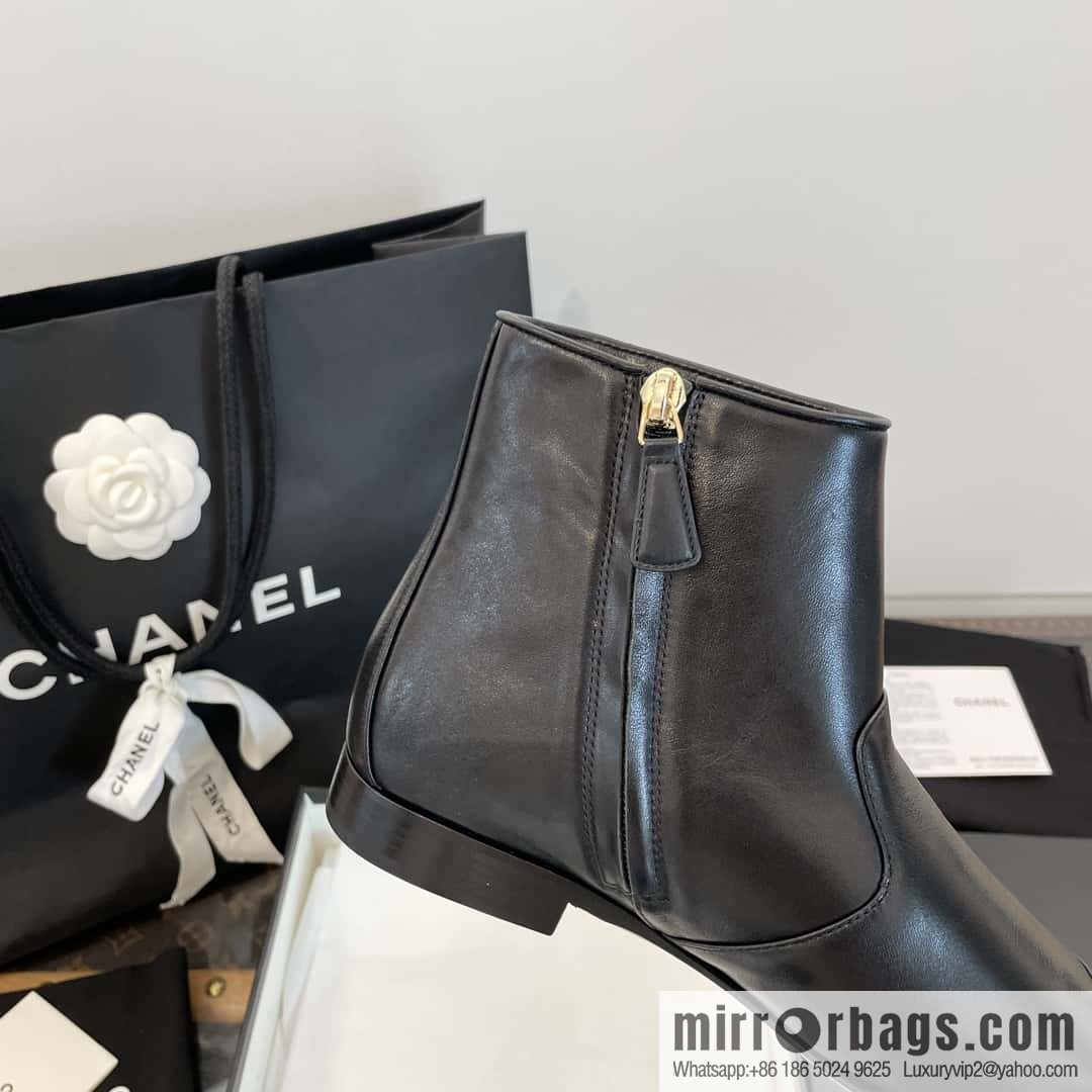CHANEL Xiaoxiang Chelsea Boots