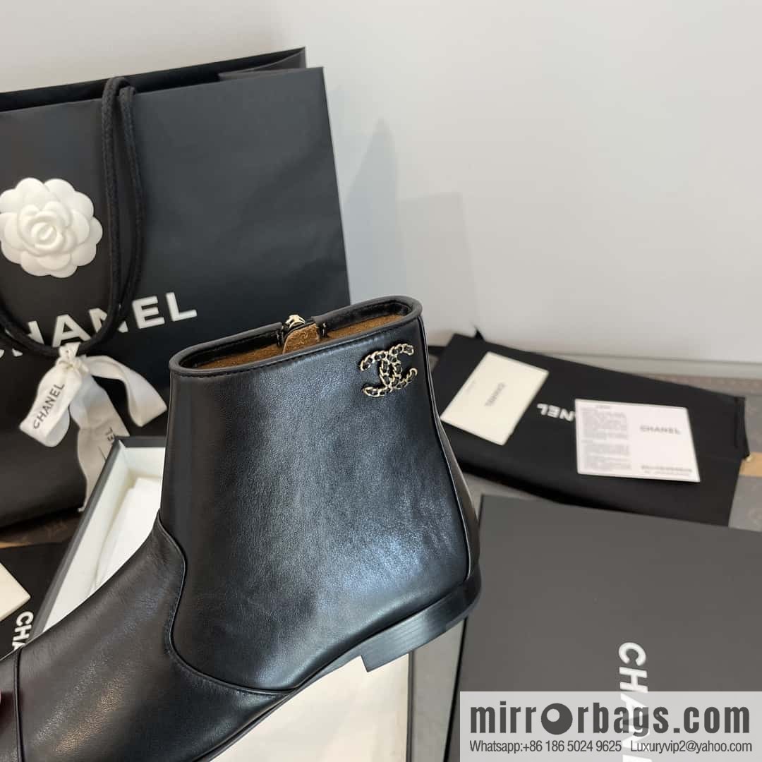 CHANEL Xiaoxiang Chelsea Boots
