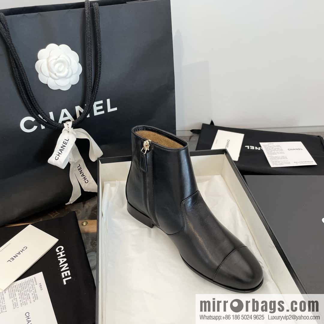 CHANEL Xiaoxiang Chelsea Boots