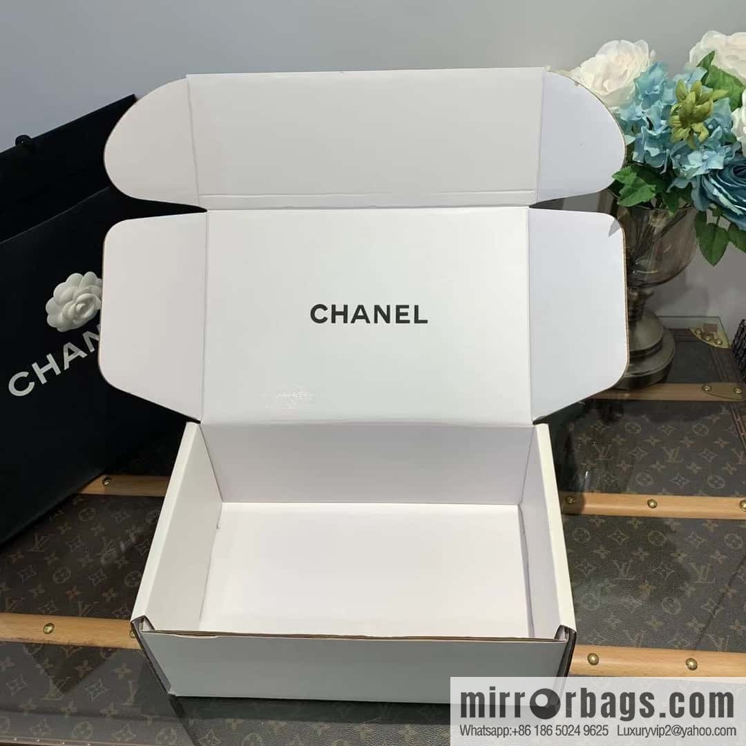 CHANEL Xiaoxiang Chelsea Boots