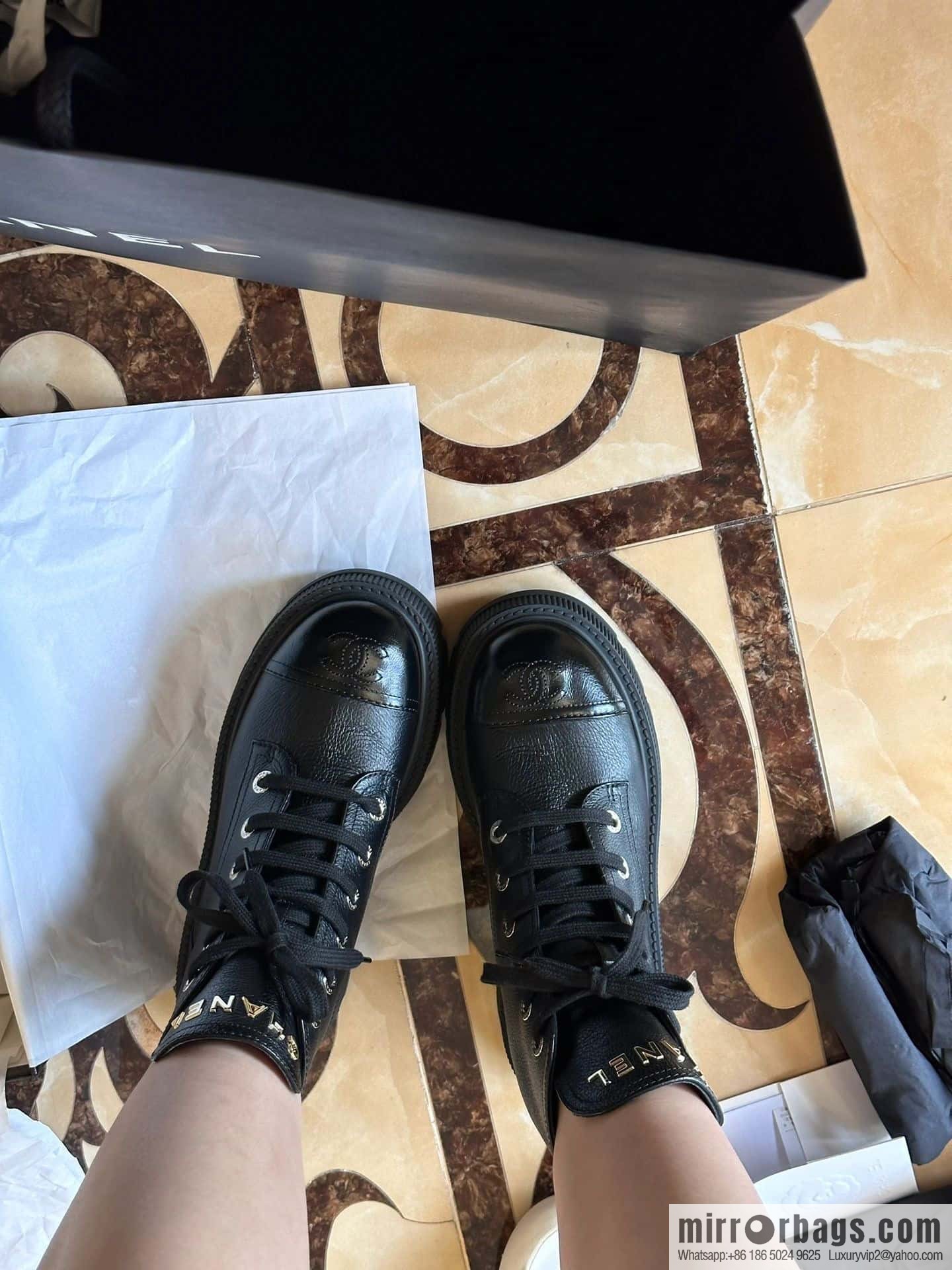 CHANEL Xiaoxiang thick-soled lace-up Martin booties