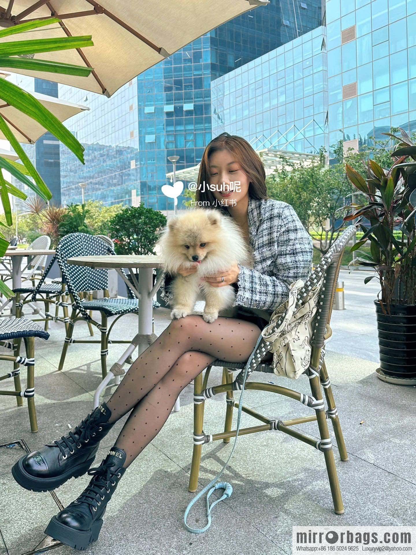 CHANEL Xiaoxiang thick-soled lace-up Martin booties