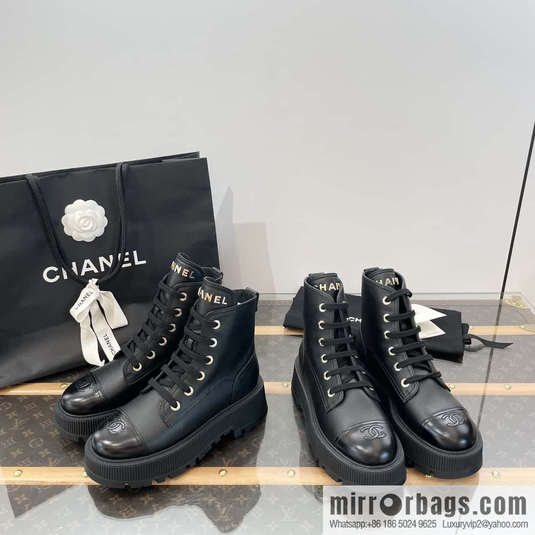 CHANEL Xiaoxiang thick-soled lace-up Martin booties