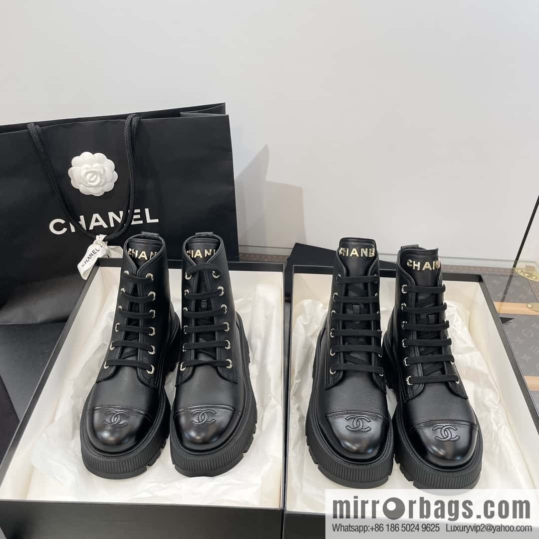CHANEL Xiaoxiang thick-soled lace-up Martin booties