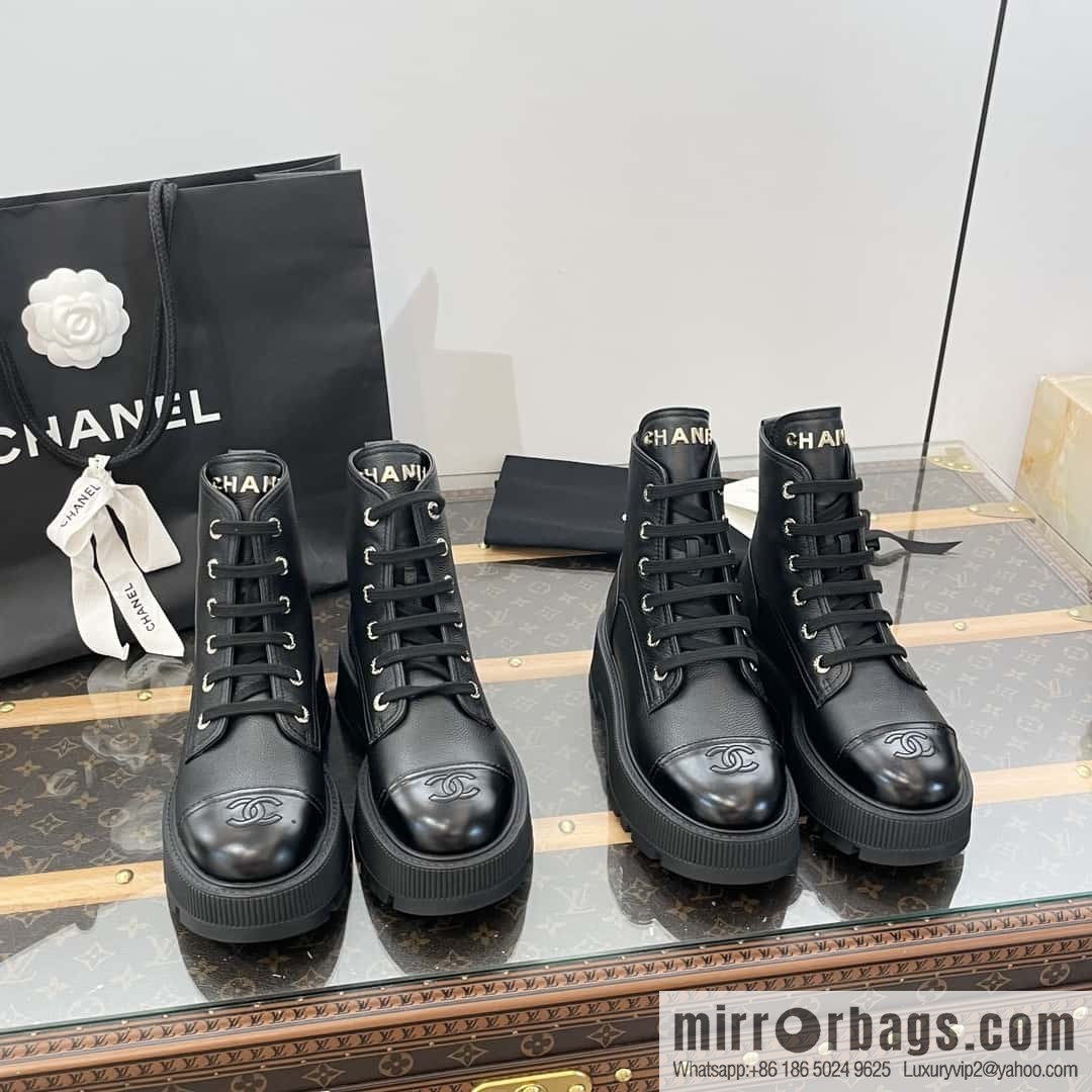 CHANEL Xiaoxiang thick-soled lace-up Martin booties
