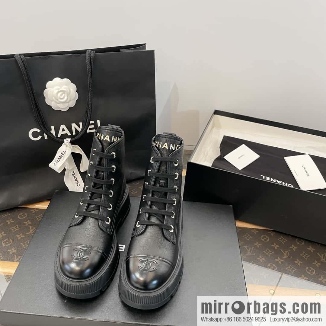 CHANEL Xiaoxiang thick-soled lace-up Martin booties