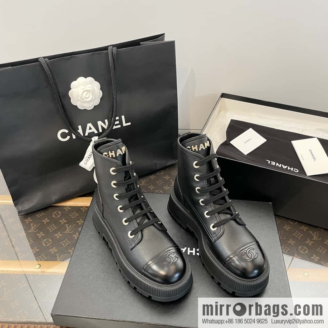 CHANEL Xiaoxiang thick-soled lace-up Martin booties