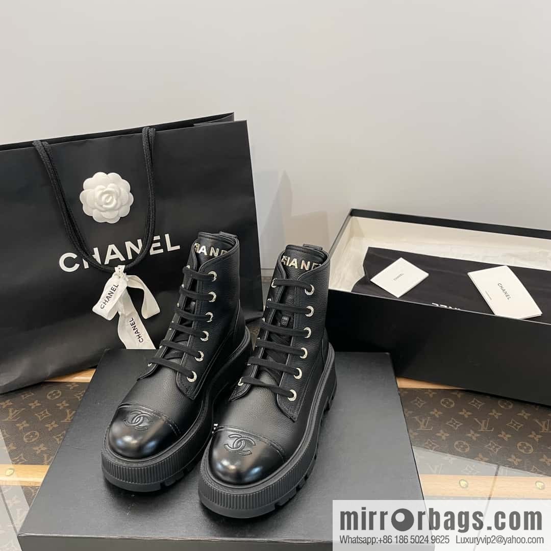 CHANEL Xiaoxiang thick-soled lace-up Martin booties