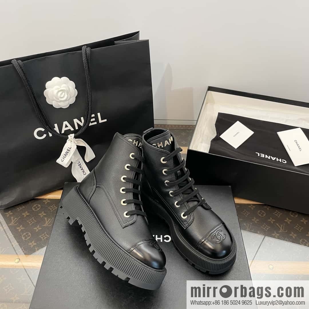 CHANEL Xiaoxiang thick-soled lace-up Martin booties