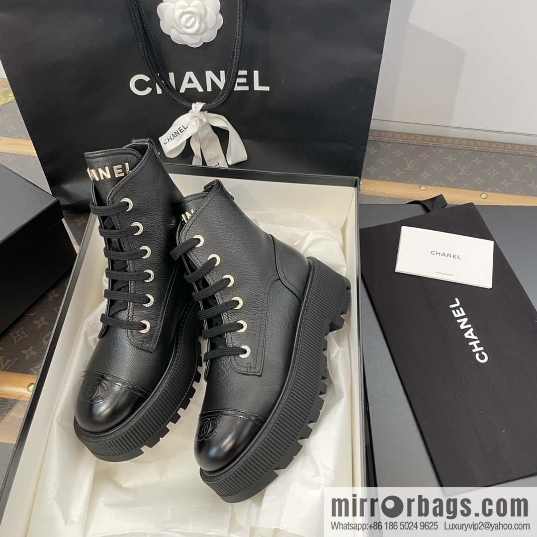CHANEL Xiaoxiang thick-soled lace-up Martin booties