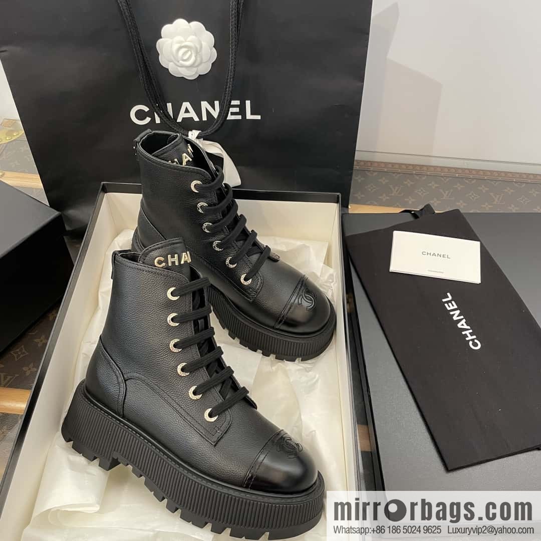 CHANEL Xiaoxiang thick-soled lace-up Martin booties