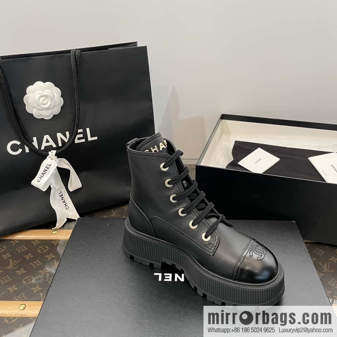 CHANEL Xiaoxiang thick-soled lace-up Martin booties
