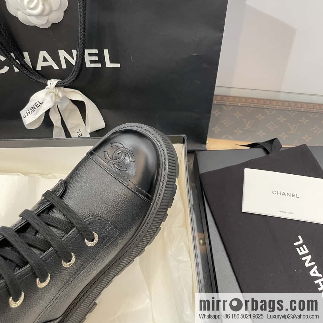 CHANEL Xiaoxiang thick-soled lace-up Martin booties
