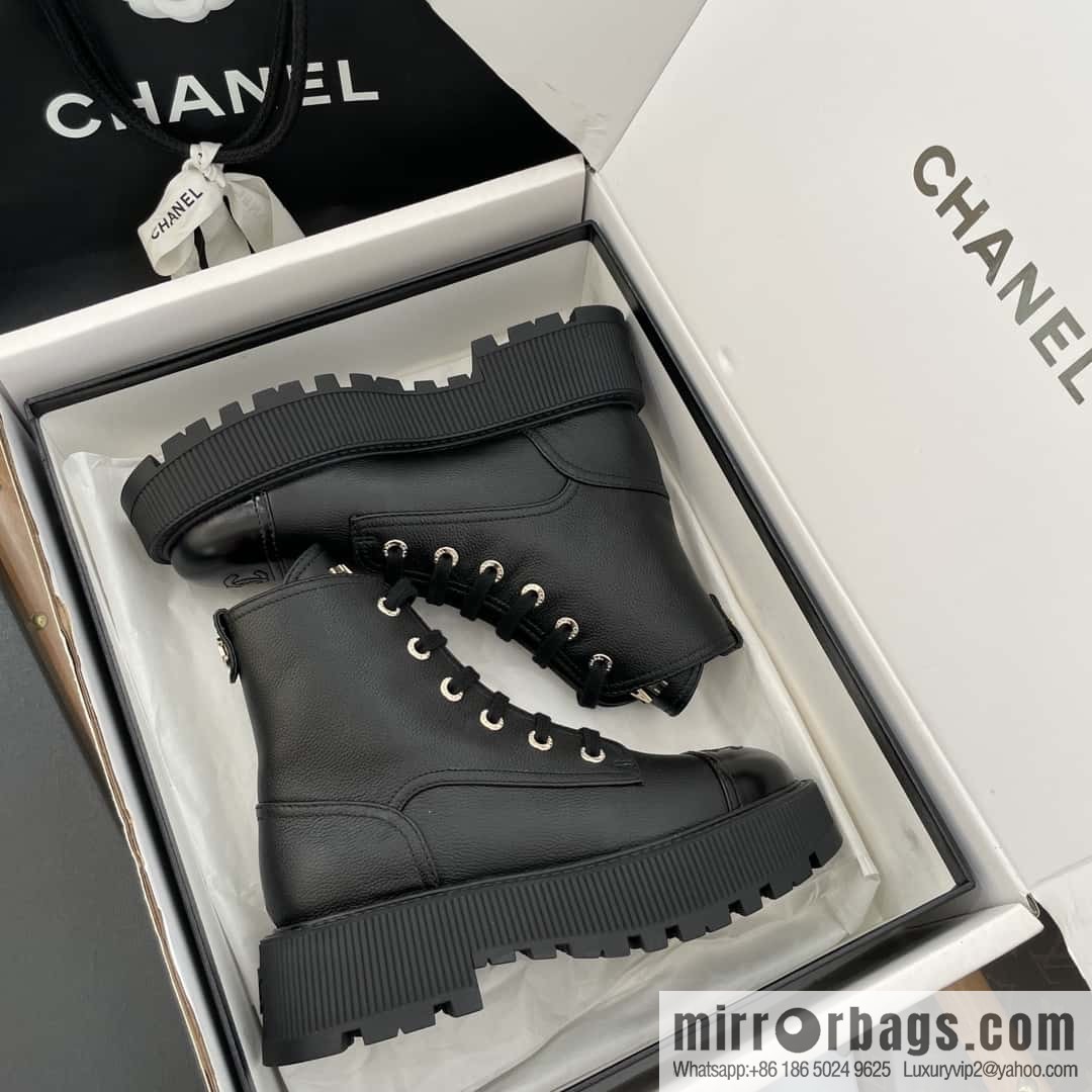 CHANEL Xiaoxiang thick-soled lace-up Martin booties