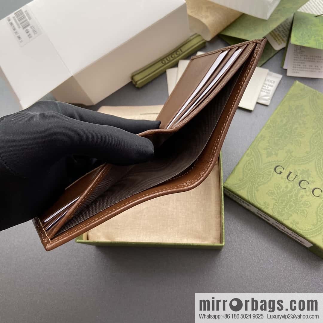 GUCCI interlocking double G wallet model number 671652 92TCG 8563