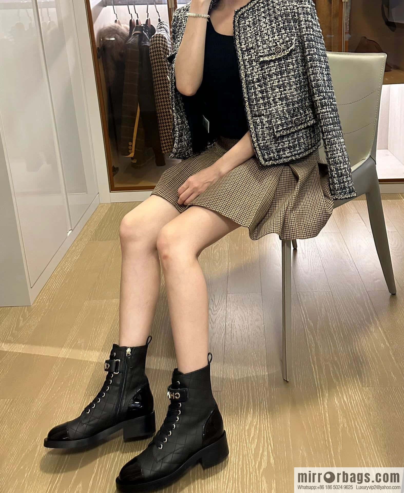 CHANEL Xiaoxiang rhombus letter side zipper locomotive short boots