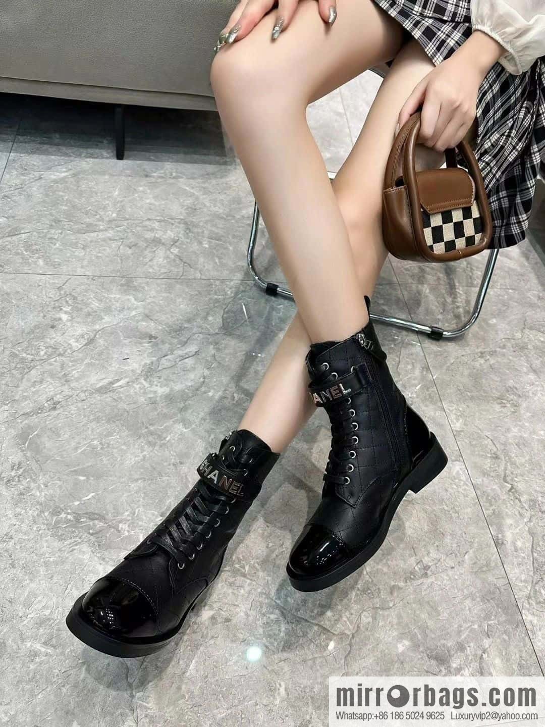 CHANEL Xiaoxiang rhombus letter side zipper locomotive short boots