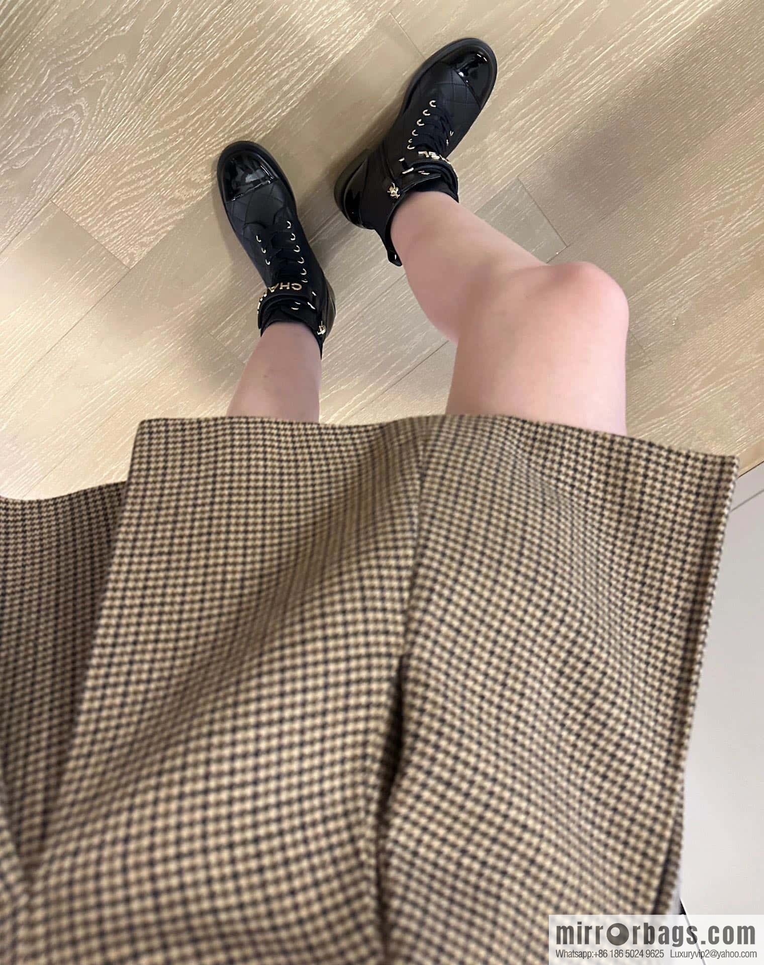 CHANEL Xiaoxiang rhombus letter side zipper locomotive short boots