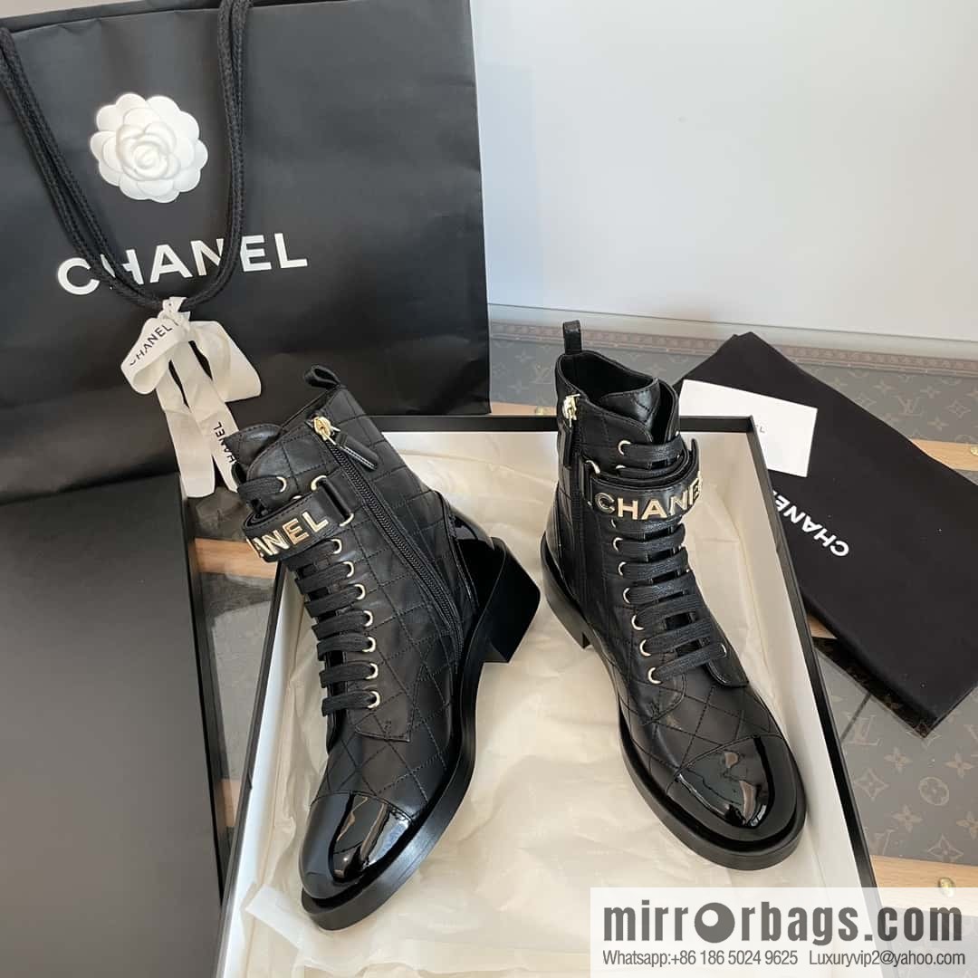 CHANEL Xiaoxiang rhombus letter side zipper locomotive short boots
