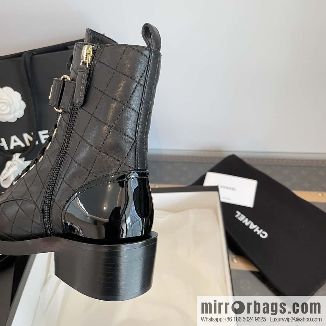 CHANEL Xiaoxiang rhombus letter side zipper locomotive short boots