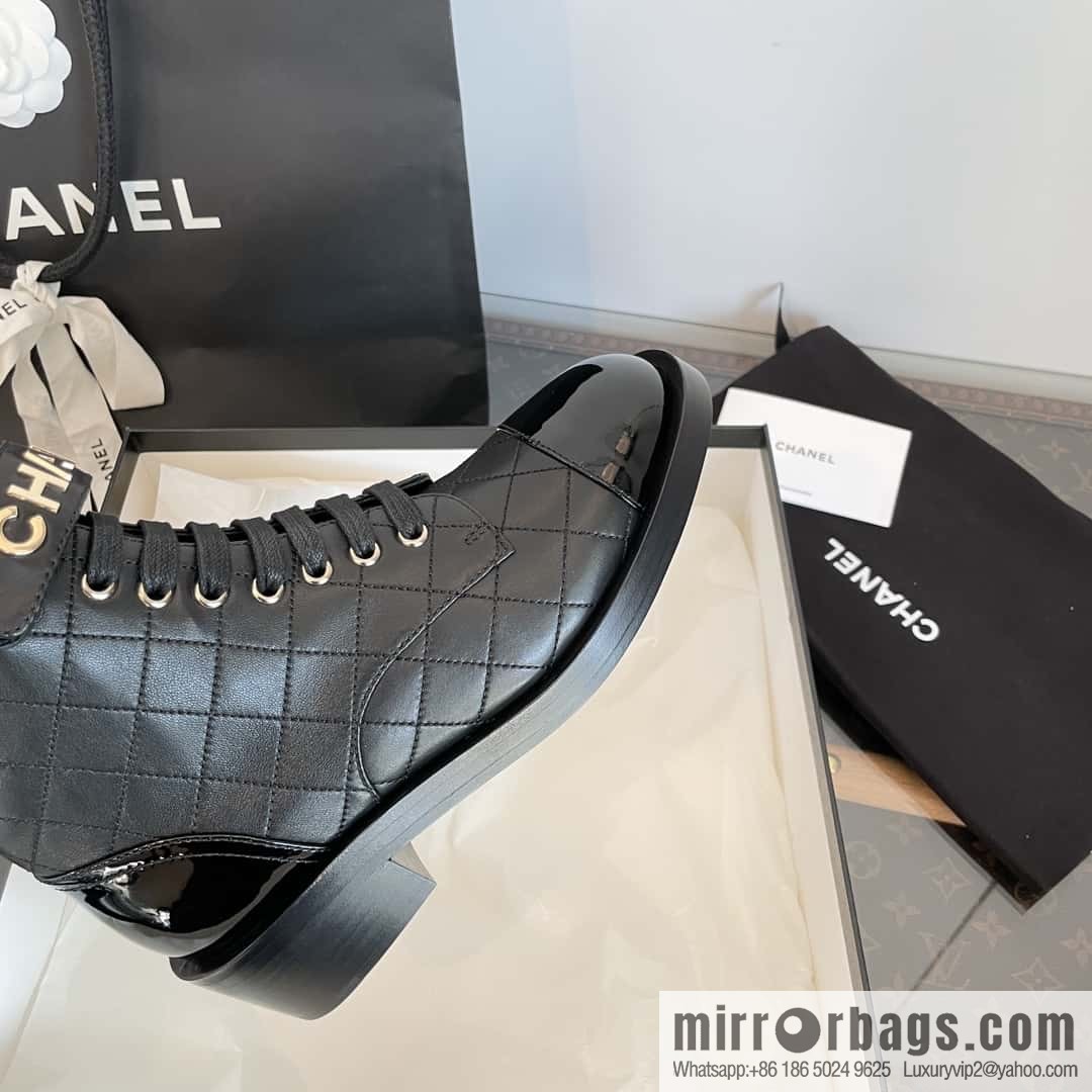 CHANEL Xiaoxiang rhombus letter side zipper locomotive short boots