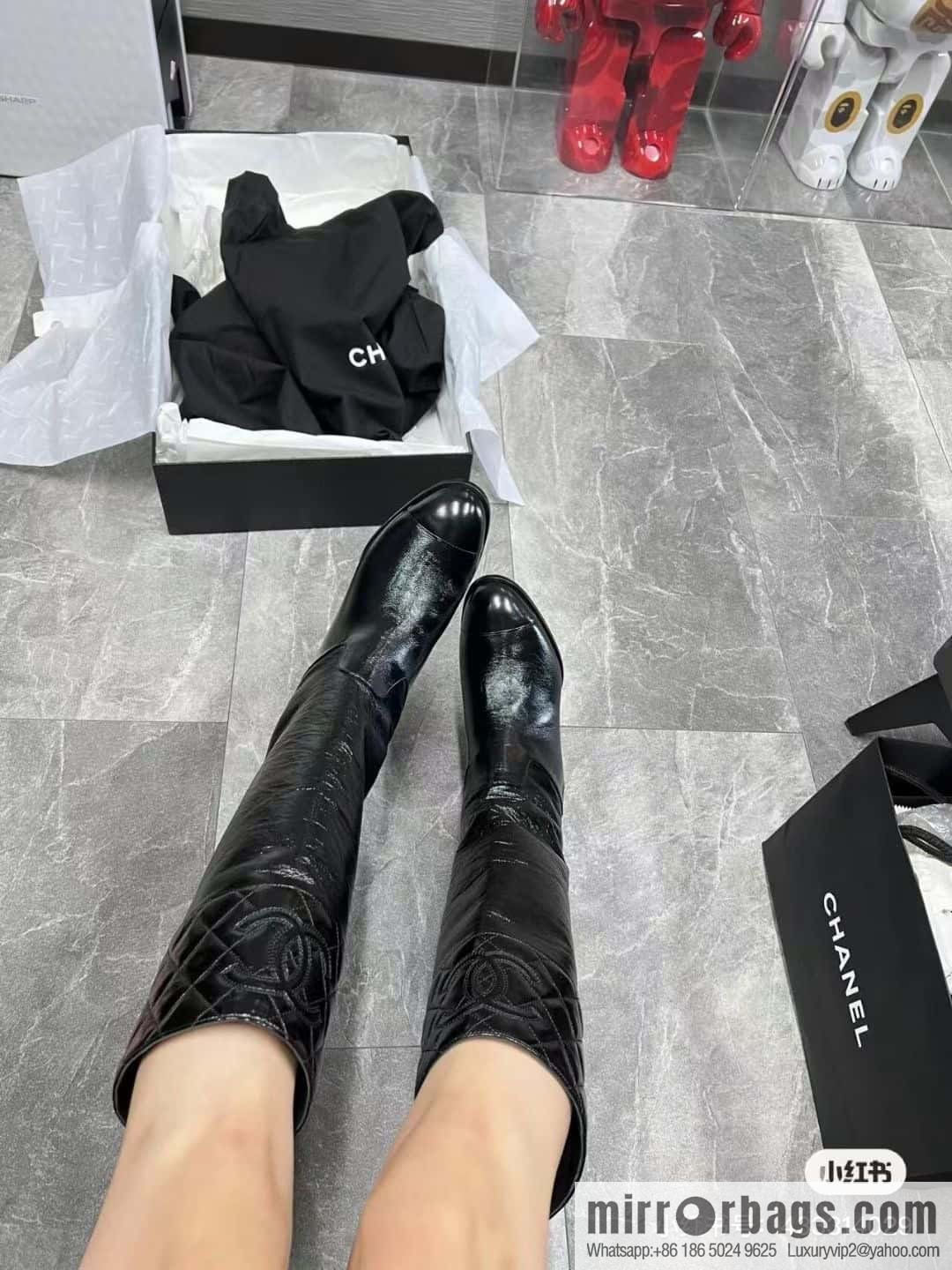 CHANEL autumn/winter rhombus patent leather knight boots