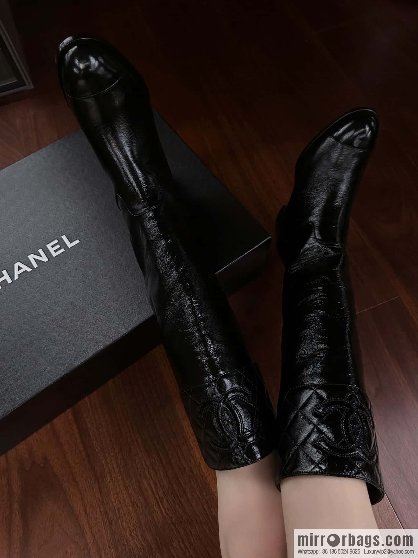 CHANEL autumn/winter rhombus patent leather knight boots