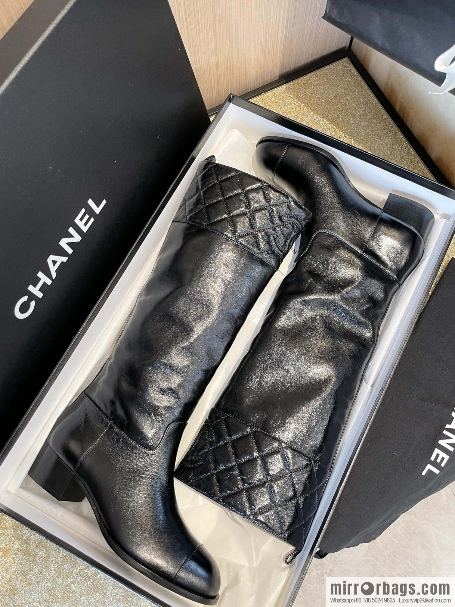 CHANEL autumn/winter rhombus patent leather knight boots