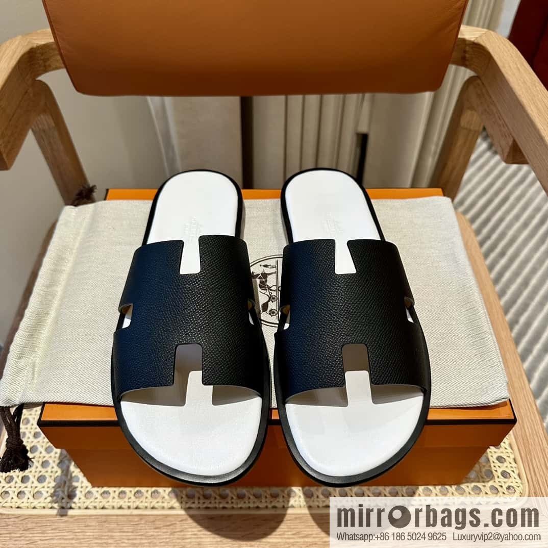 Hermès Men's Slippers