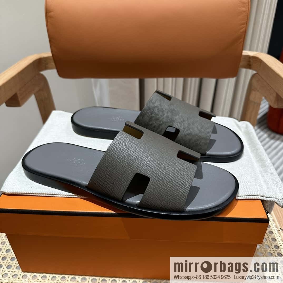Hermès Men's Slippers