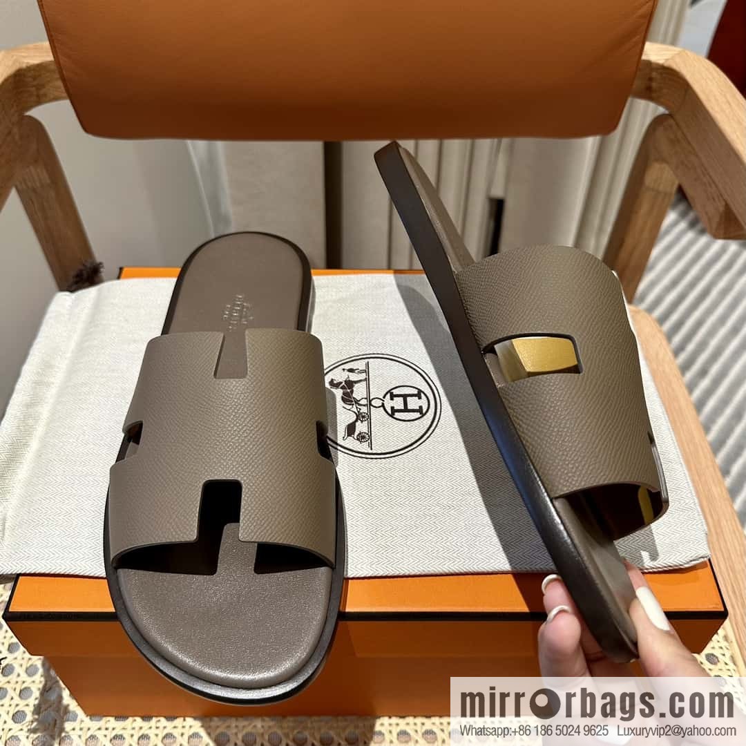Hermès Men's Slippers