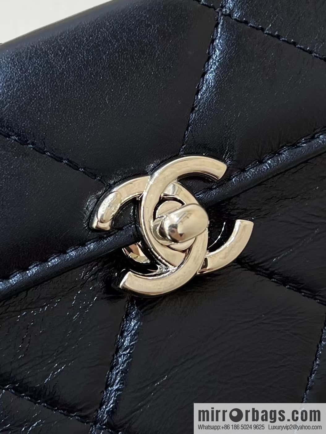 CHANEL 23K autumn and winter series, global limited edition mini box AS4469