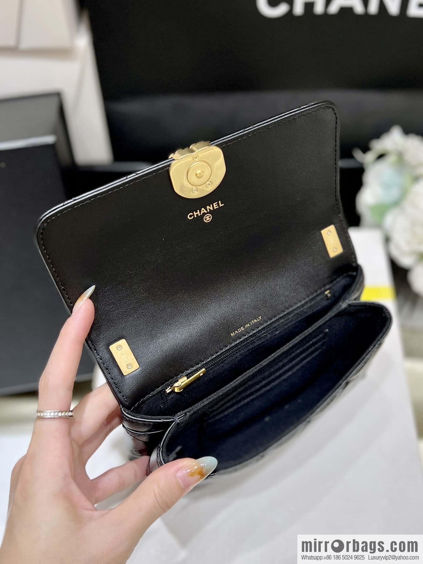 CHANEL 23K autumn and winter series, super hot 19 retro organ bag AP3572 black